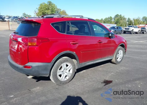 2015 Toyota Rav4 Le z USA, uszkodzony, nr VIN JTMZFREV4FD061576